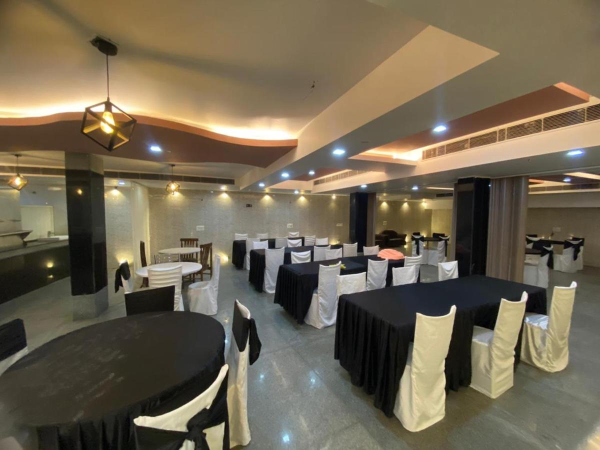 Airport Hotel Vishal Residency New Delhi Exterior photo