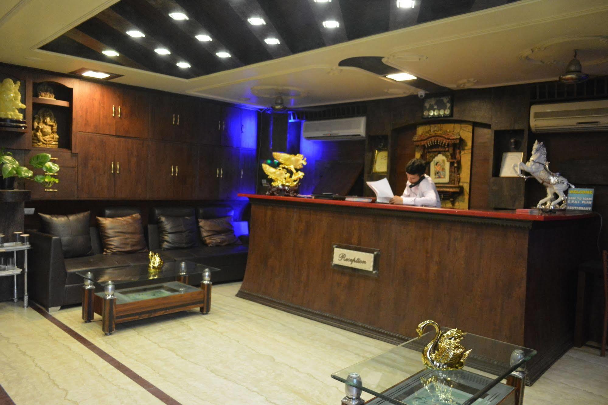 Airport Hotel Vishal Residency New Delhi Exterior photo